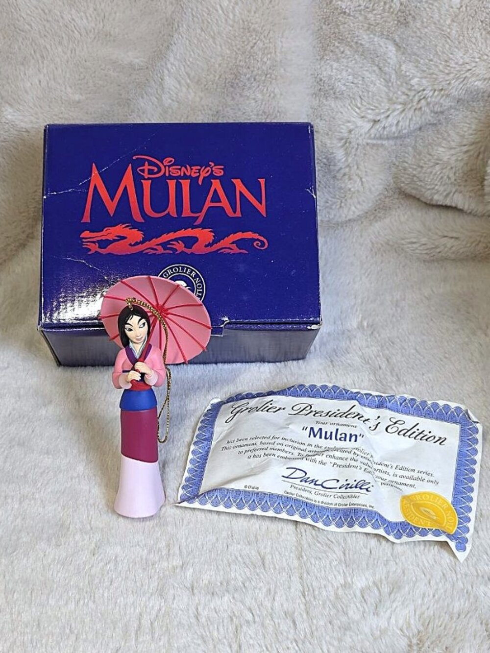 Disney President's Edition Princess Mulan Christmas Ornament Grolier 36500-982